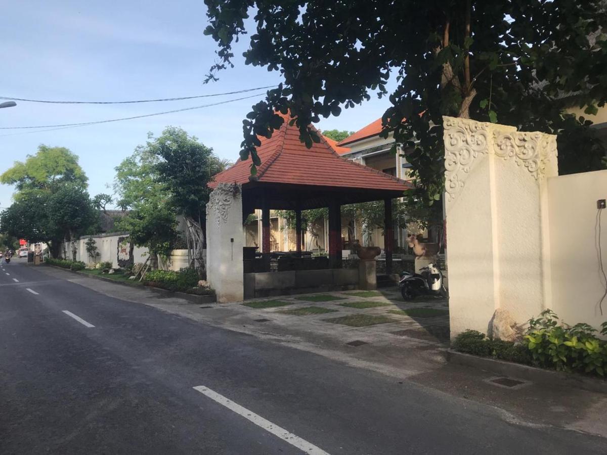 Akatara Hotel Toyapakeh Ngoại thất bức ảnh