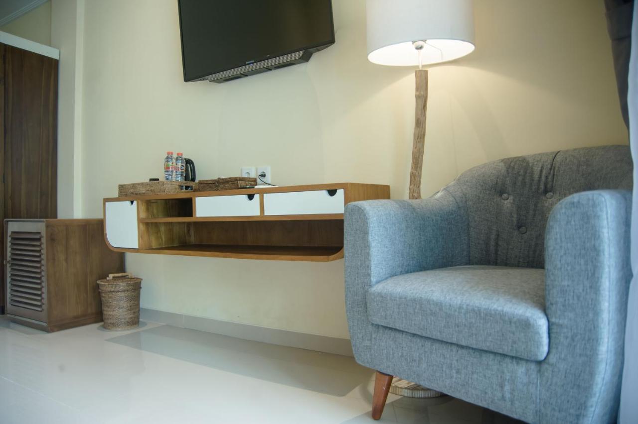 Akatara Hotel Toyapakeh Ngoại thất bức ảnh