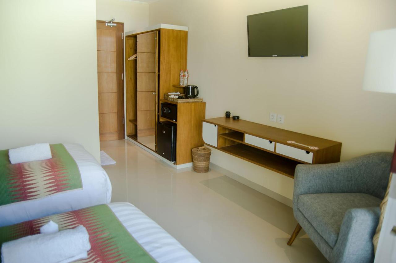 Akatara Hotel Toyapakeh Ngoại thất bức ảnh