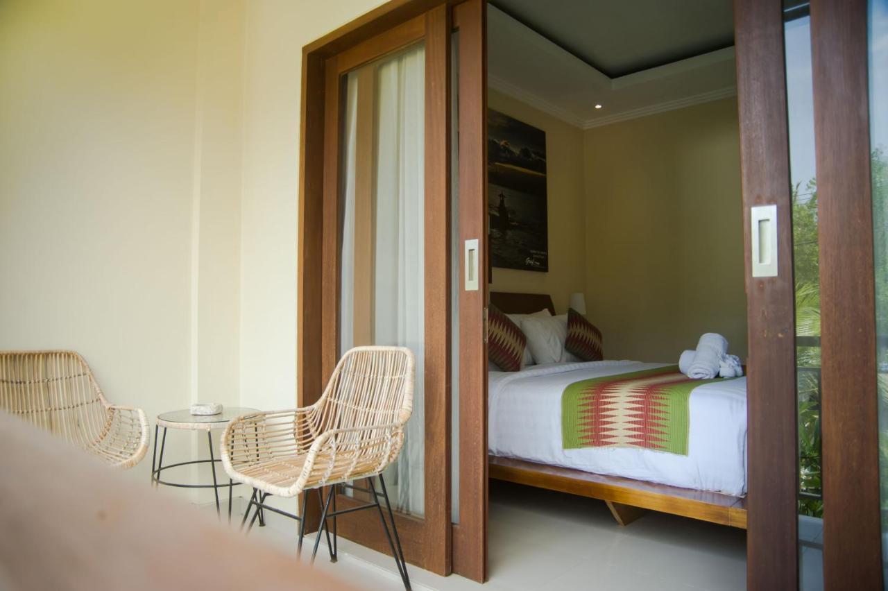 Akatara Hotel Toyapakeh Ngoại thất bức ảnh