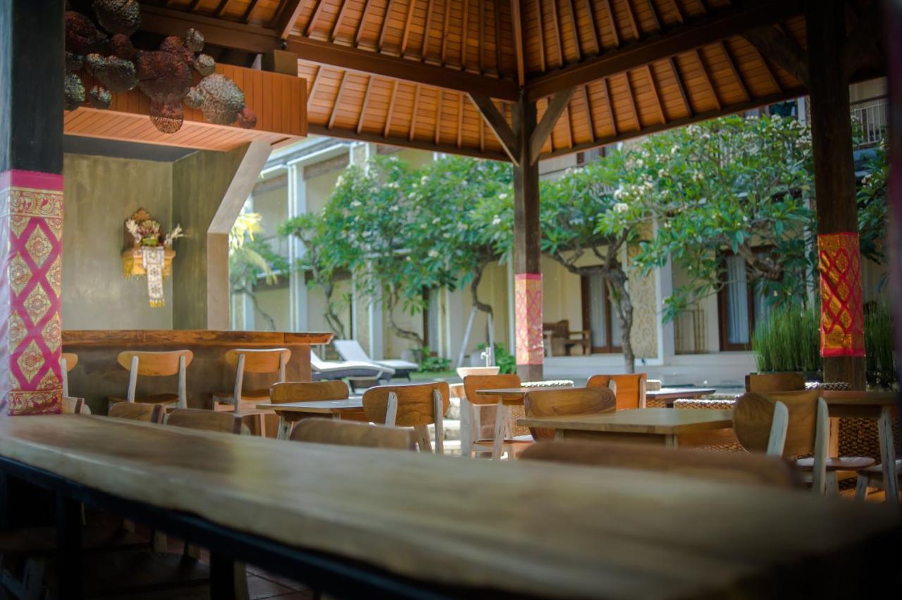 Akatara Hotel Toyapakeh Ngoại thất bức ảnh