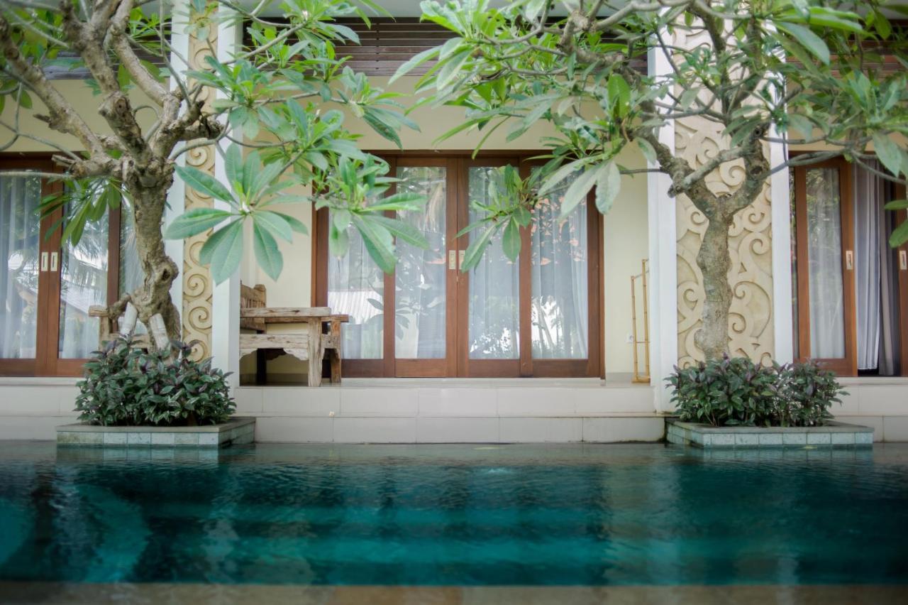 Akatara Hotel Toyapakeh Ngoại thất bức ảnh