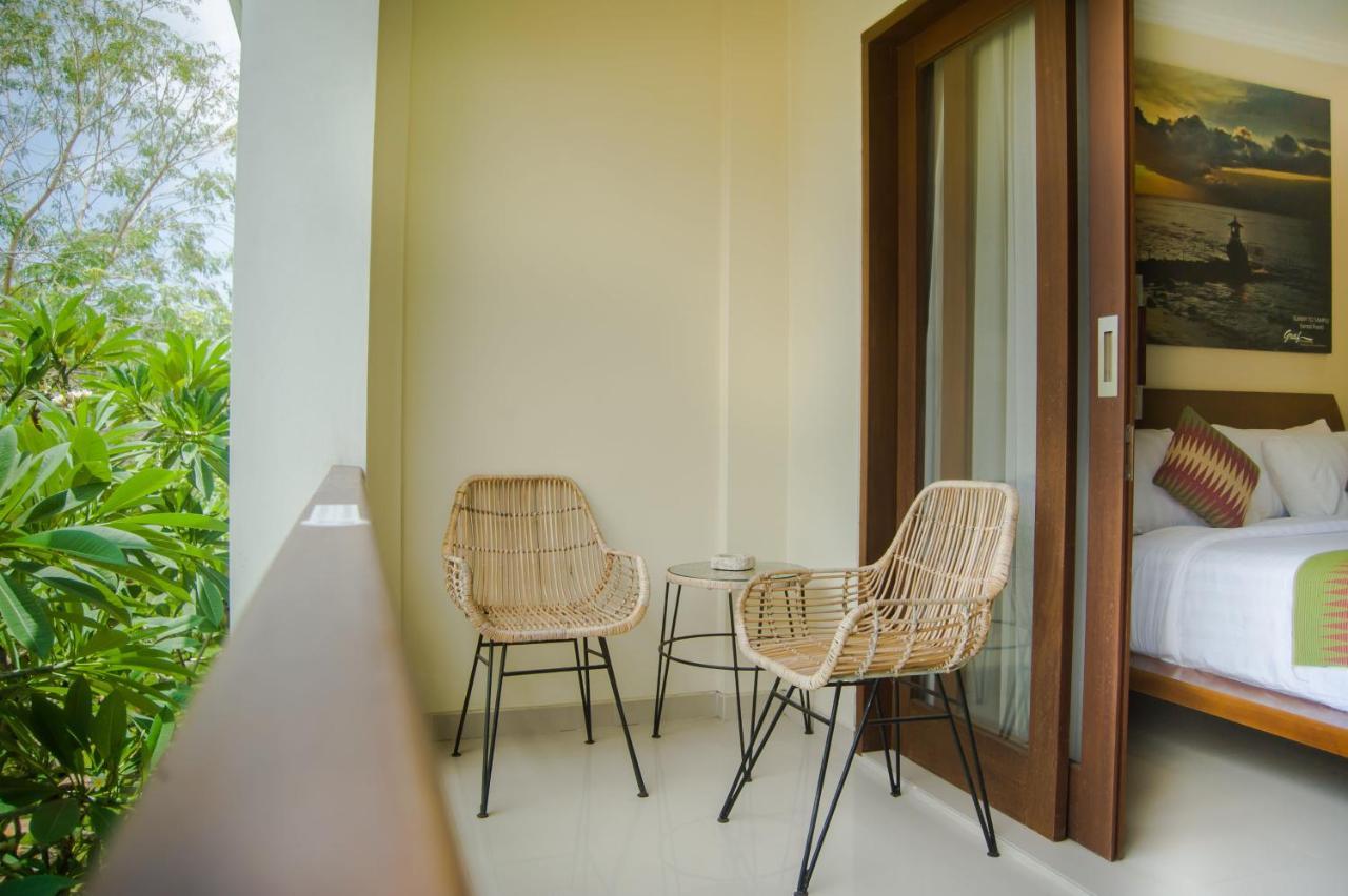 Akatara Hotel Toyapakeh Ngoại thất bức ảnh