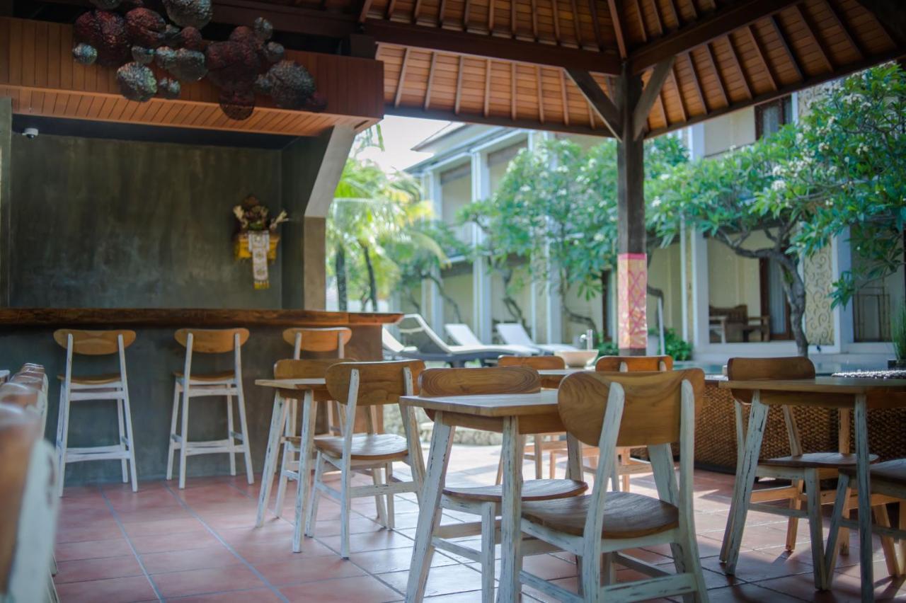 Akatara Hotel Toyapakeh Ngoại thất bức ảnh