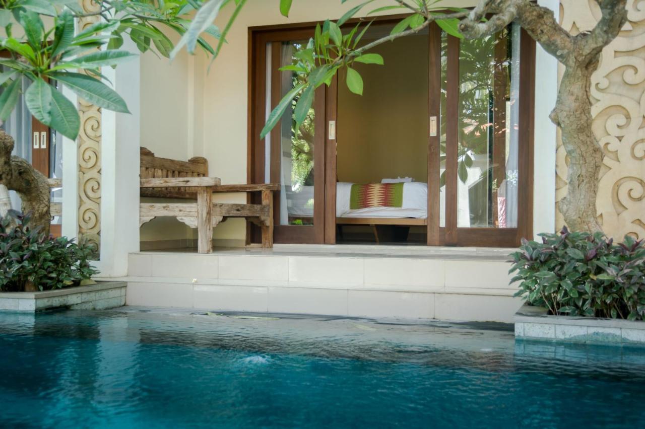 Akatara Hotel Toyapakeh Ngoại thất bức ảnh