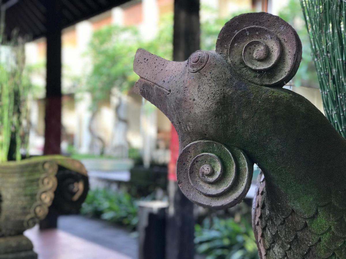 Akatara Hotel Toyapakeh Ngoại thất bức ảnh
